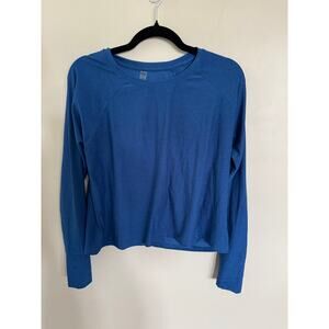 NWOT Beyond Yoga Featherweight Daydreamer
Top in Azure Blue Heather SZ S